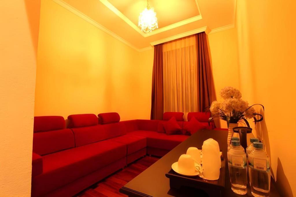 Le Luxe Boutique Hotel Vientiane Exterior foto